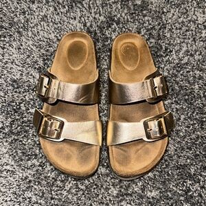 Girls sandals